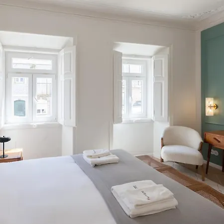 Flh Lapa Apartment With Interior Pateo Lisbon Exterior photo